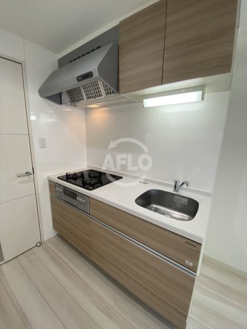 キッチン　BROU上町台（ブラウ上町台）　3口ガスシステムキッチン