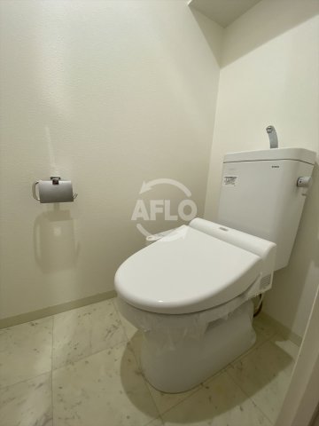 トイレ　BROU上町台（ブラウ上町台）　温水洗浄便座