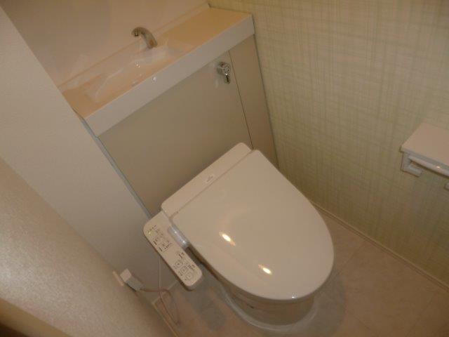 トイレ　ウォシュレット