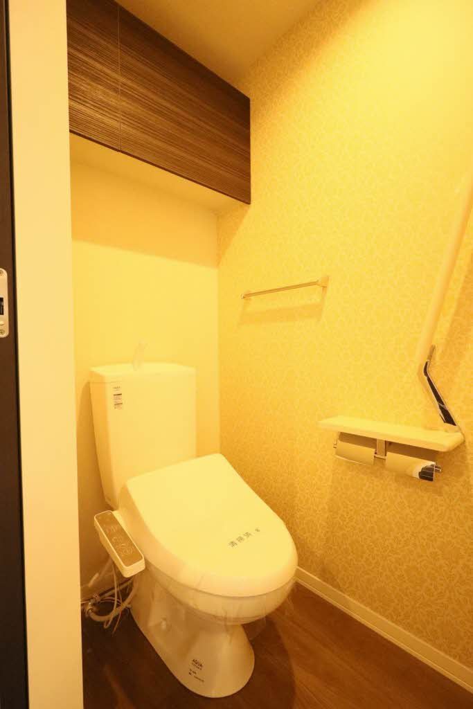 トイレ　トイレ