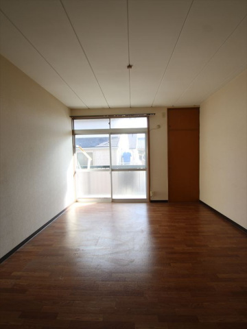 居室・リビング　6帖洋室　東南向きのお部屋