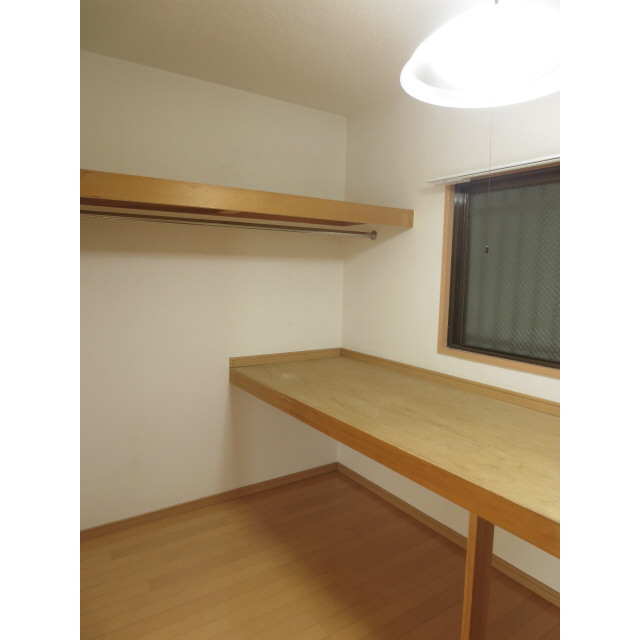 収納　広々ウォークインクローゼット