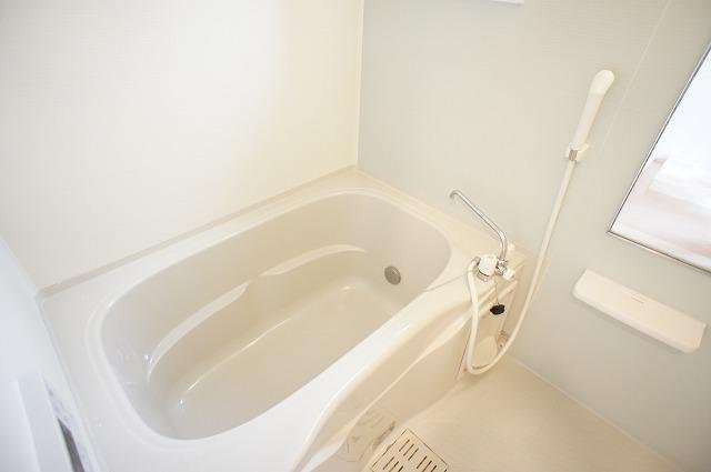バス・シャワールーム　日々の疲れを癒すお風呂付です