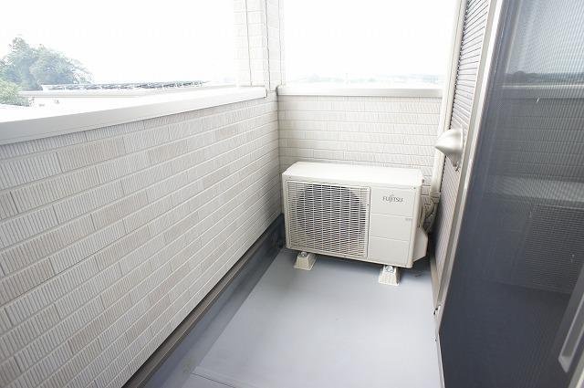 バルコニー　バルコニーがあります