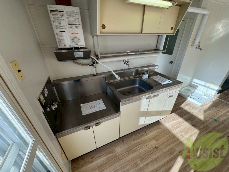 キッチン　キッチンはスペースも広々していて使いやすそうですよ！