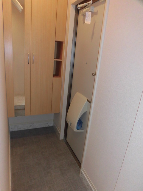 玄関　１０６　玄関