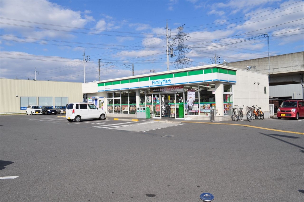 コンビニ　◆ファミリーマート 京田辺三山木店◆（コンビニ）まで438m