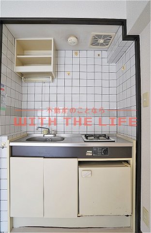 キッチン　きれいな玄関です※現状優先