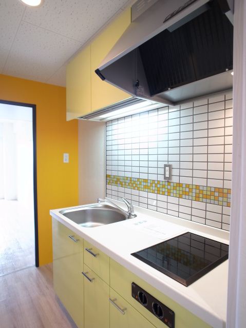 キッチン　別タイプのお部屋の写真になります