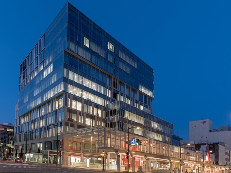 ショッピングセンター　古町ルフル（ショッピングセンター）まで330m