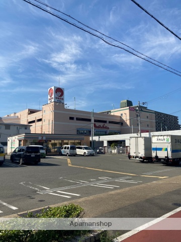 コンビニ　セブンイレブン（コンビニ）まで386m