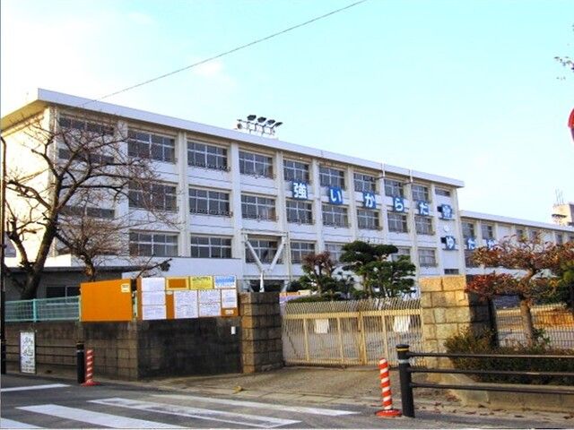 小学校　倉敷市立第五福田小学校（小学校）まで700m