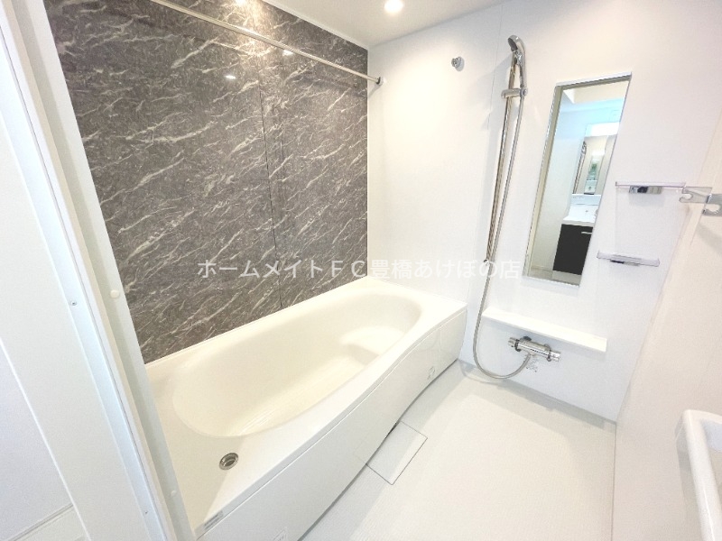 バス・シャワールーム　同型完成モデル