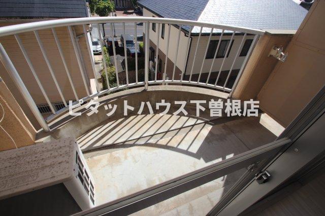 バルコニー　バルコニー