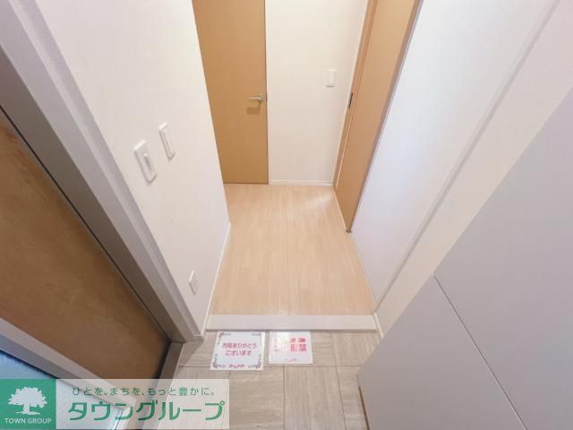 玄関　お問合せはタウンハウジングまで！※現地待合わせ相談可能