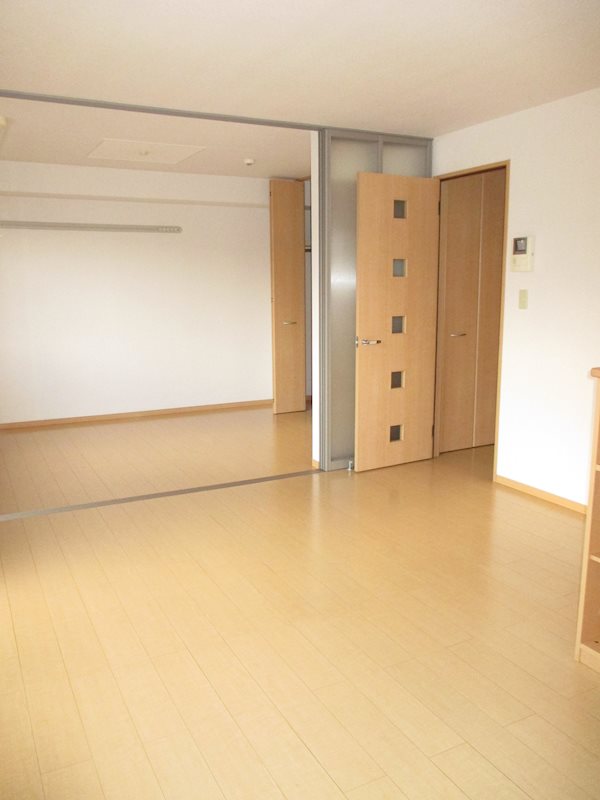 居室・リビング　人気のカウンターキッチンのお部屋