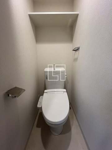 トイレ　プレサンス南堀江　温水洗浄便座