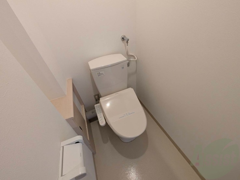 トイレ　こちらはトイレです。清潔感があり、安心して使用できます。