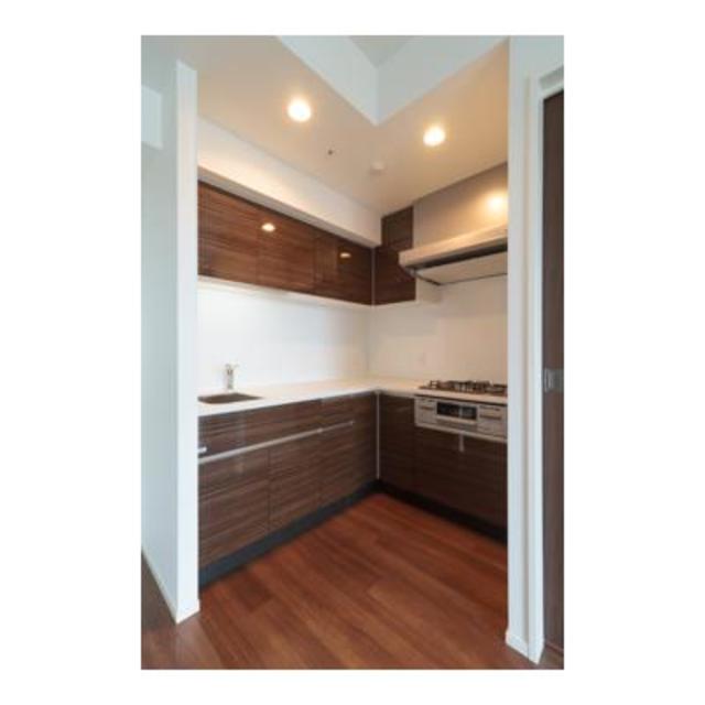 キッチン　※写真は同タイプ住戸です。