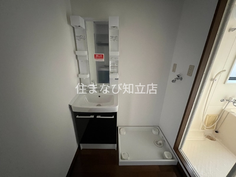 洗面設備　同型別部屋写真