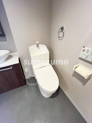 トイレ　落ち着いたトイレです