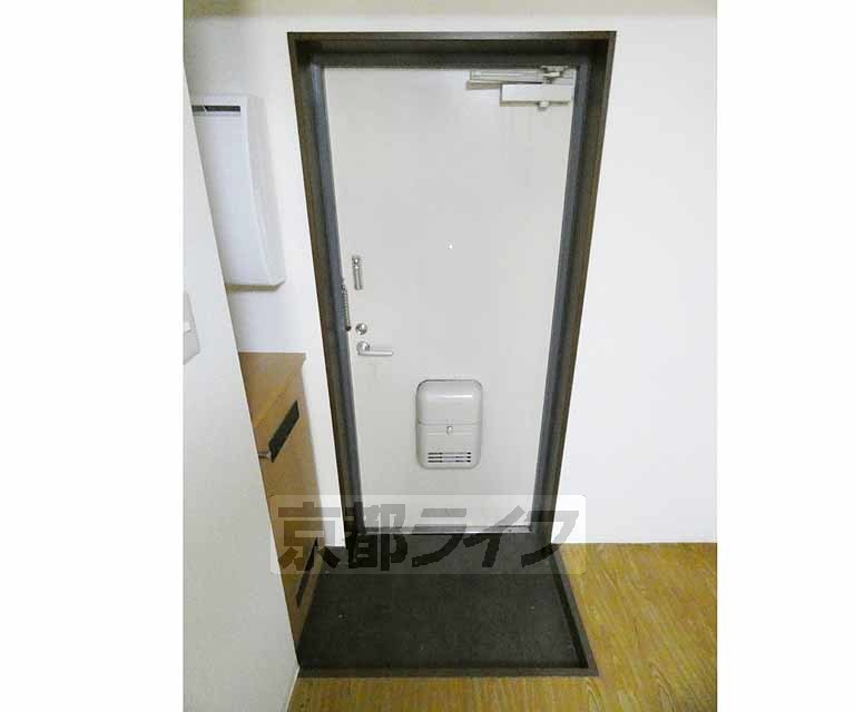 玄関　すっきりとした玄関です。