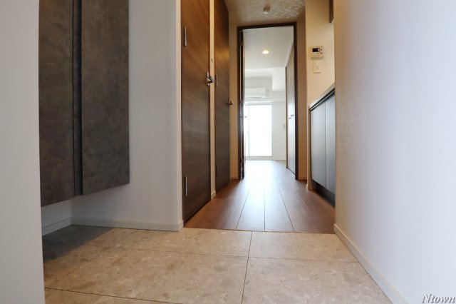 玄関　明るい玄関です