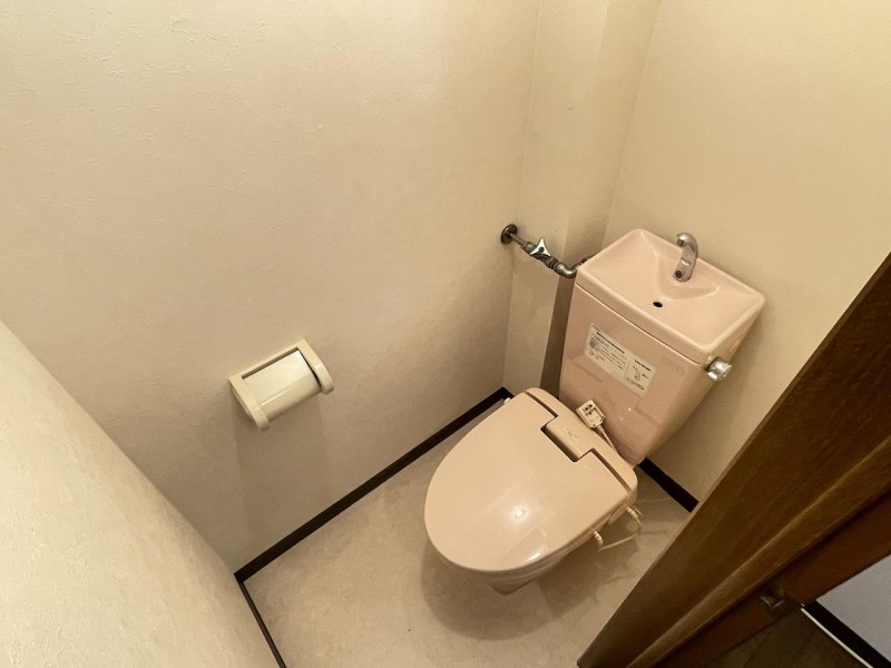 トイレ　トイレ