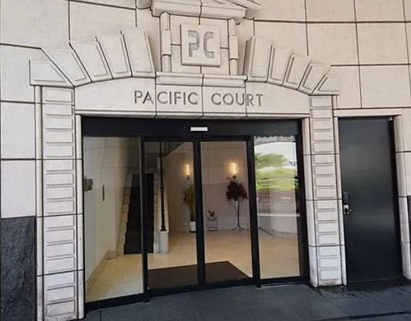 エントランス　ゆとりのあるエントランスです