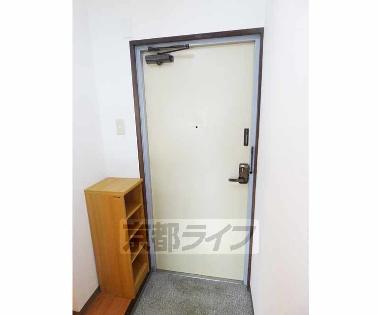 その他設備　しっかりとしたドアです。