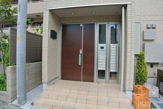 エントランス　☆安心なオートロック♪☆