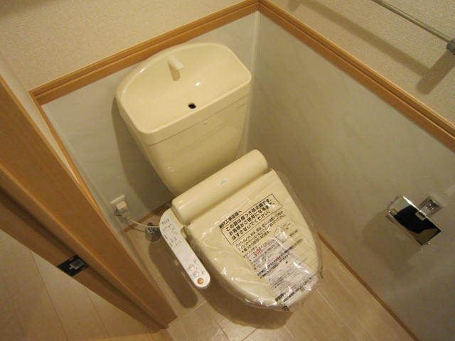 トイレ　★ウォッシュレット完備★