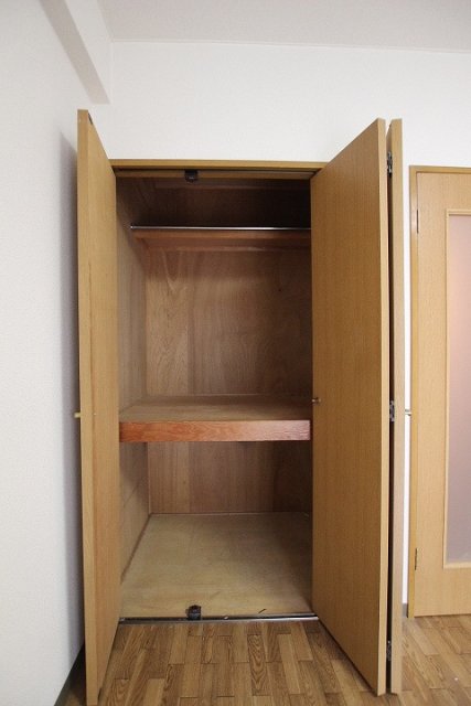 収納　同物件別号室