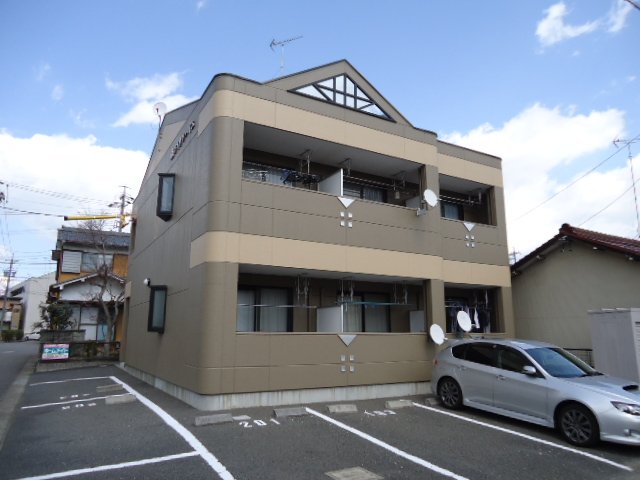 建物外観　外観写真（昼）