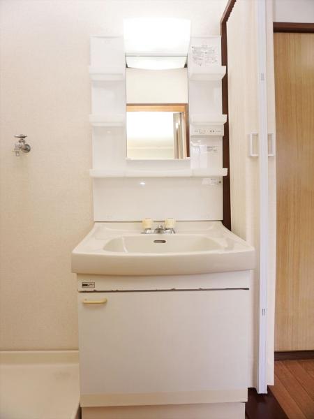 洗面設備　洗面所