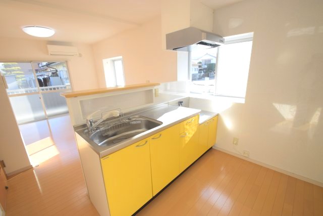 キッチン　キッチンでお料理をお楽しみください