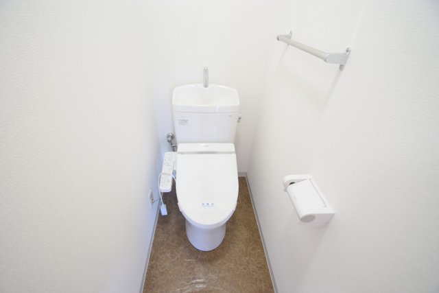 トイレ　シンプルで使いやすいトイレです