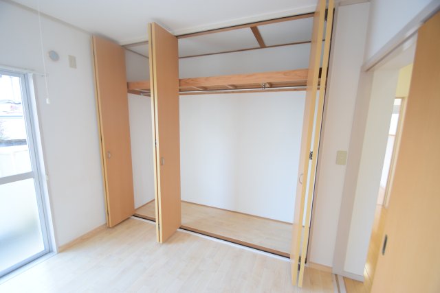 収納　たっぷりとした収納スペースです