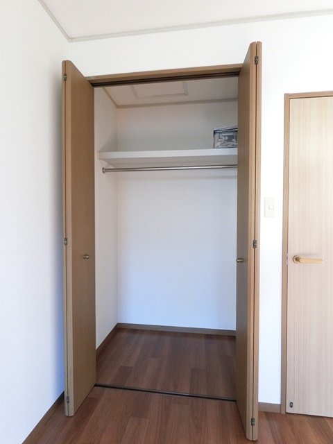 収納　※同タイプの室内写真。仕様・設備は現況優先です※