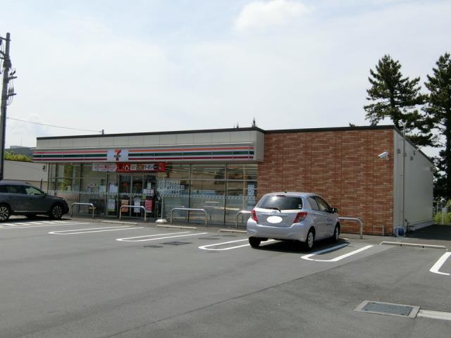 コンビニ　セブンイレブン（コンビニ）まで1210m