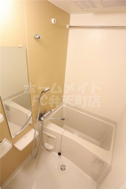 バス・シャワールーム　お風呂です