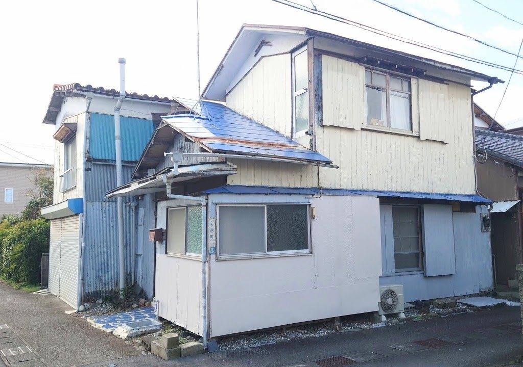 建物外観　角地に立つ貴重な立地です