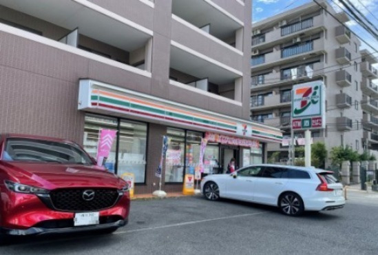 コンビニ　セブンイレブン 北新横浜駅前店（コンビニ）まで2302m