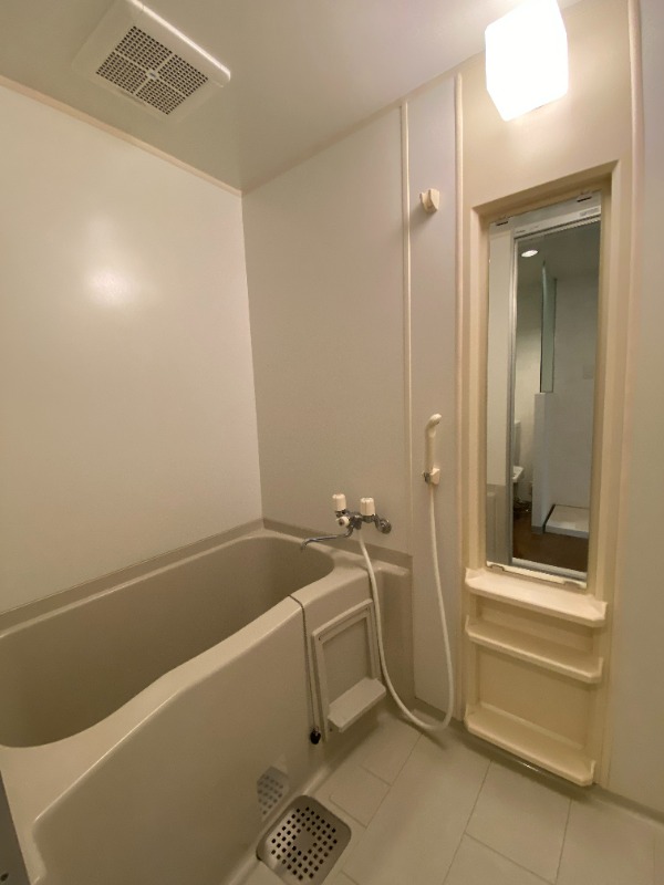 バス・シャワールーム　別号室