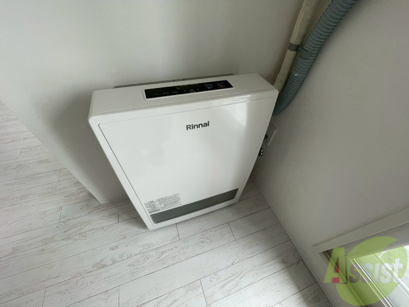 その他　暖房です。冬場の寒い日でも安心ですね～