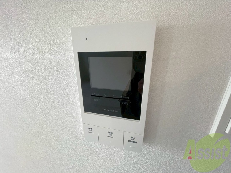 セキュリティ　モニタ付インターホンでセキュリティ面も安心です。