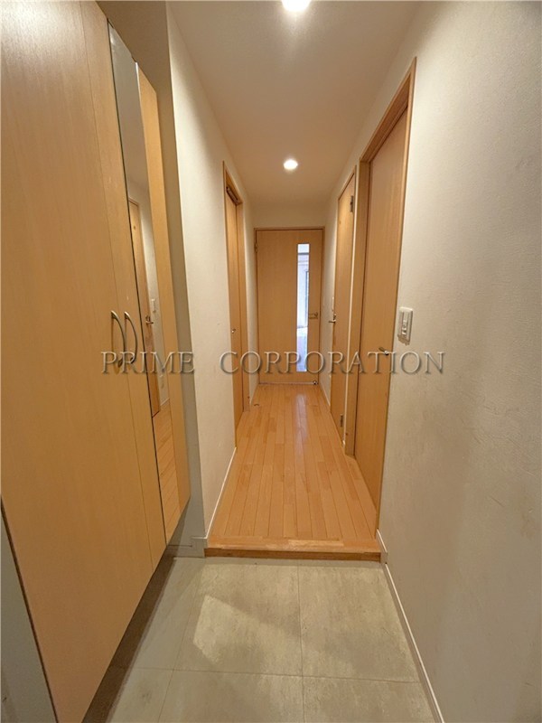 玄関　※参考写真※