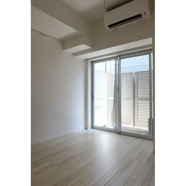 居室・リビング　※他号室参考写真