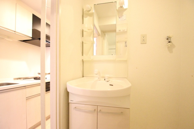 洗面設備　※別室の参考写真の為、現況優先です。