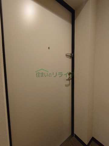 玄関　別部屋の参考写真となっております